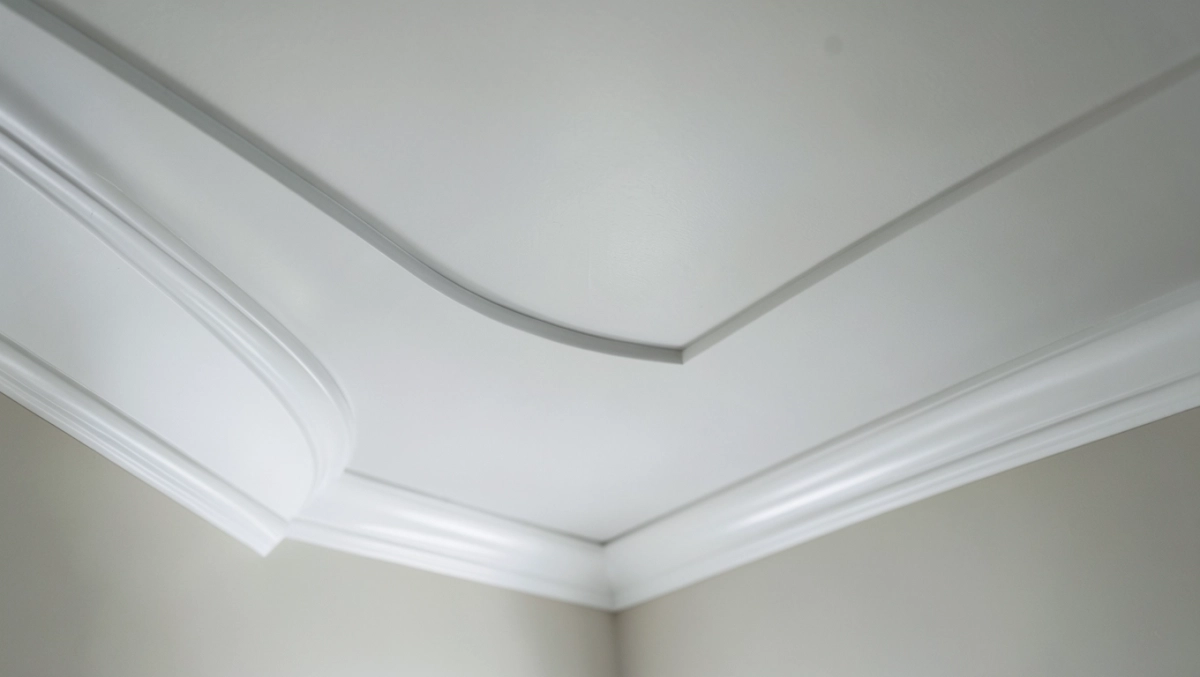 Listwy przysufitowe na poddaszu