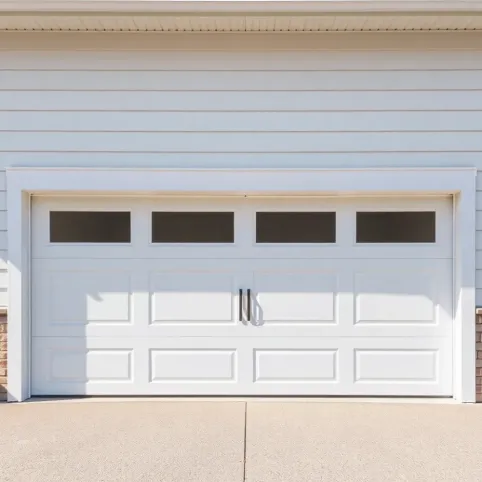 Bramy garażowe z drzwiami na wymiar