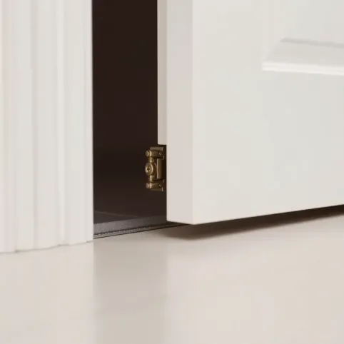 Jak podnieść drzwi na zawiasach