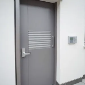 Jak zabezpieczyć mieszkanie w bloku przed włamaniem