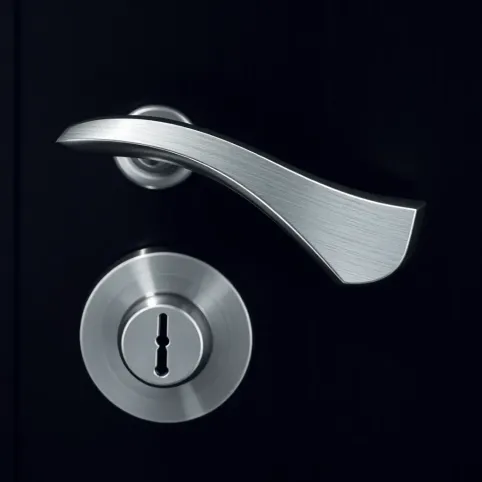 Klamka do drzwi zewnętrznych z blokadą