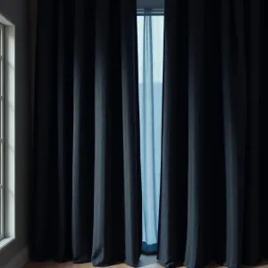 Kurtyna zamiast drzwi