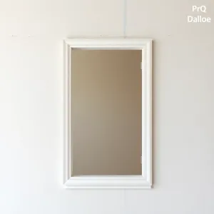 Montaż drzwi ukrytych w ścianie GK