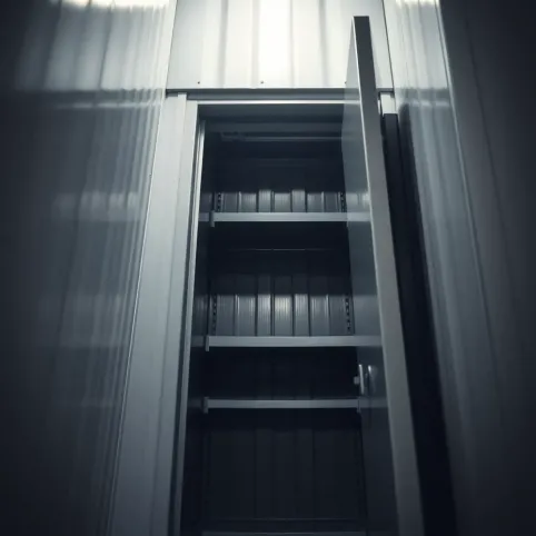 porta drzwi do komórek lokatorskich