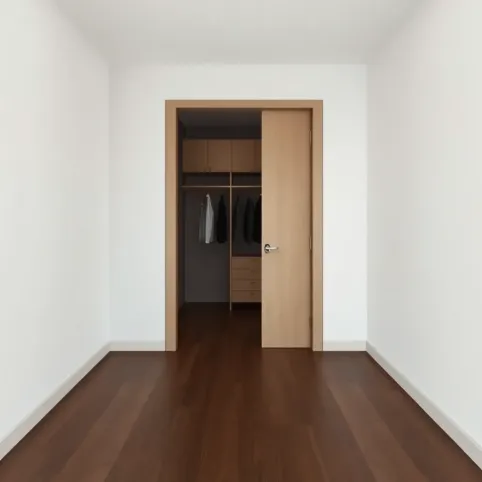 Ukryte drzwi do garderoby