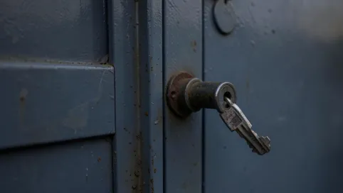 wymiana zamków w drzwiach antywłamaniowych